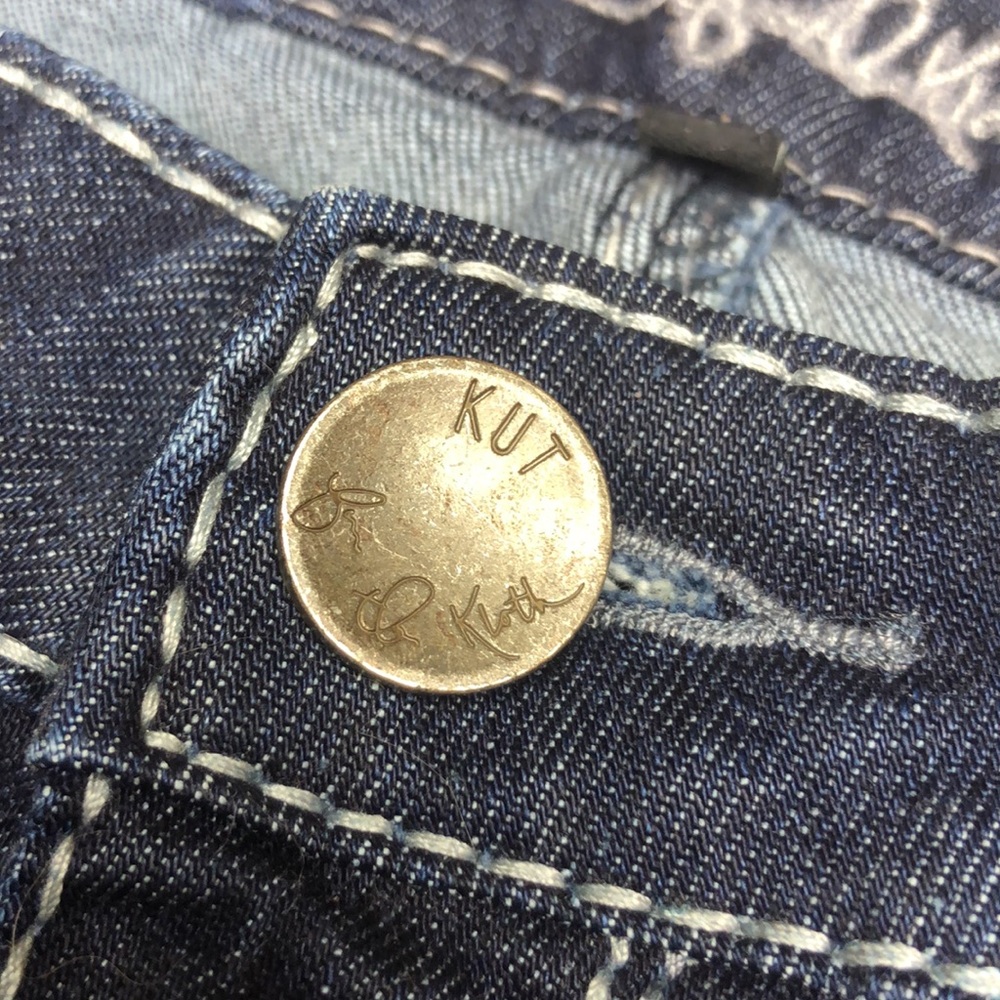 LIKE NEW KUT FROM THE KLOTH BOOTCUT JEANS 6/28x32 ⭐️ - Picture 6 of 13